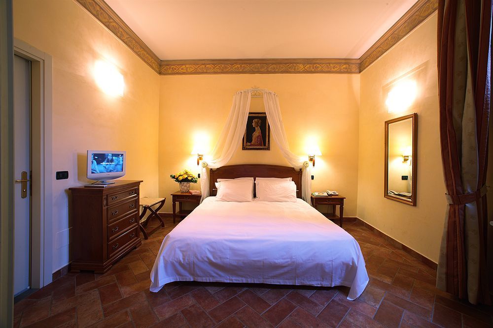 Hotel Davanzati Florence Exterior photo