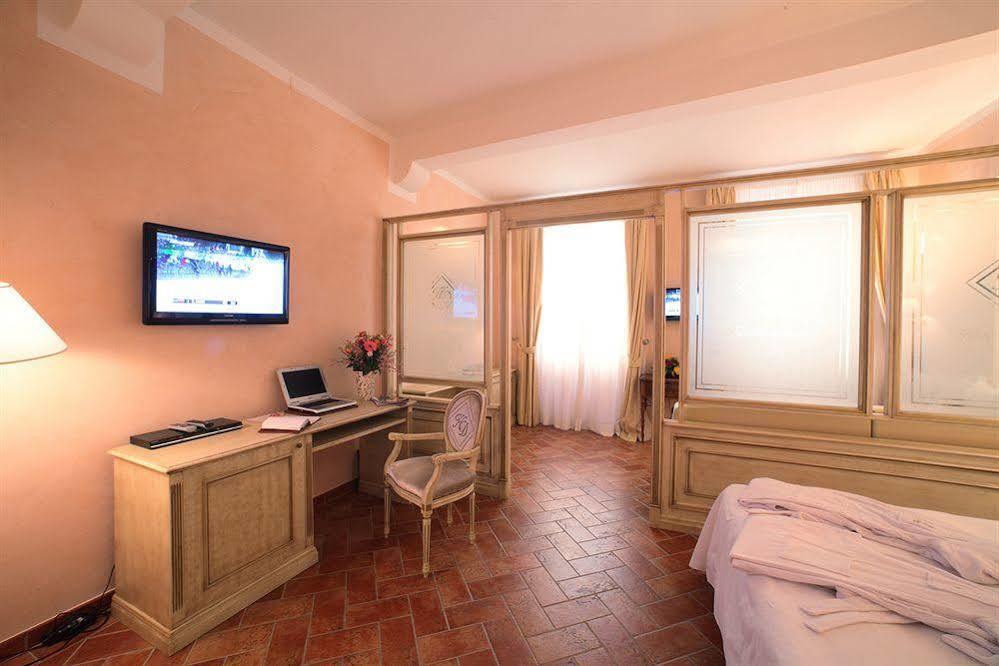Hotel Davanzati Florence Exterior photo