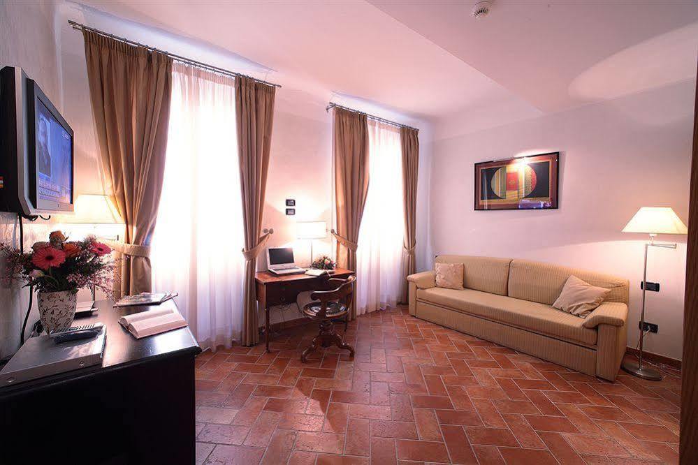 Hotel Davanzati Florence Exterior photo