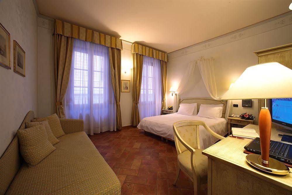 Hotel Davanzati Florence Exterior photo