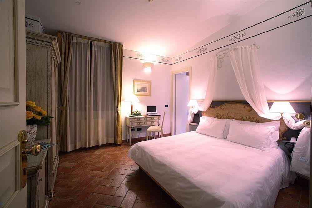 Hotel Davanzati Florence Exterior photo