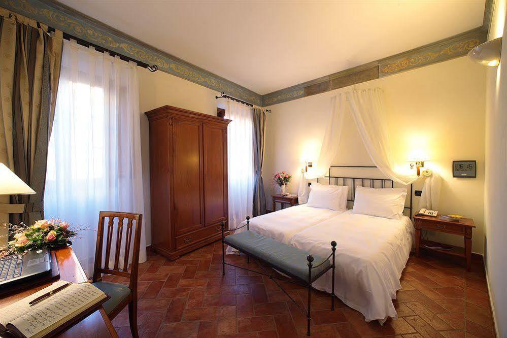 Hotel Davanzati Florence Exterior photo