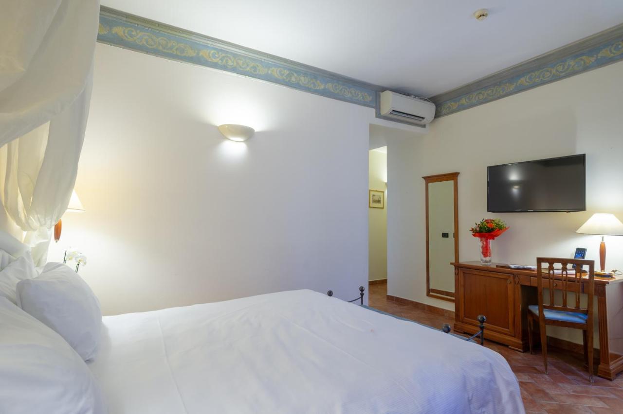 Hotel Davanzati Florence Exterior photo