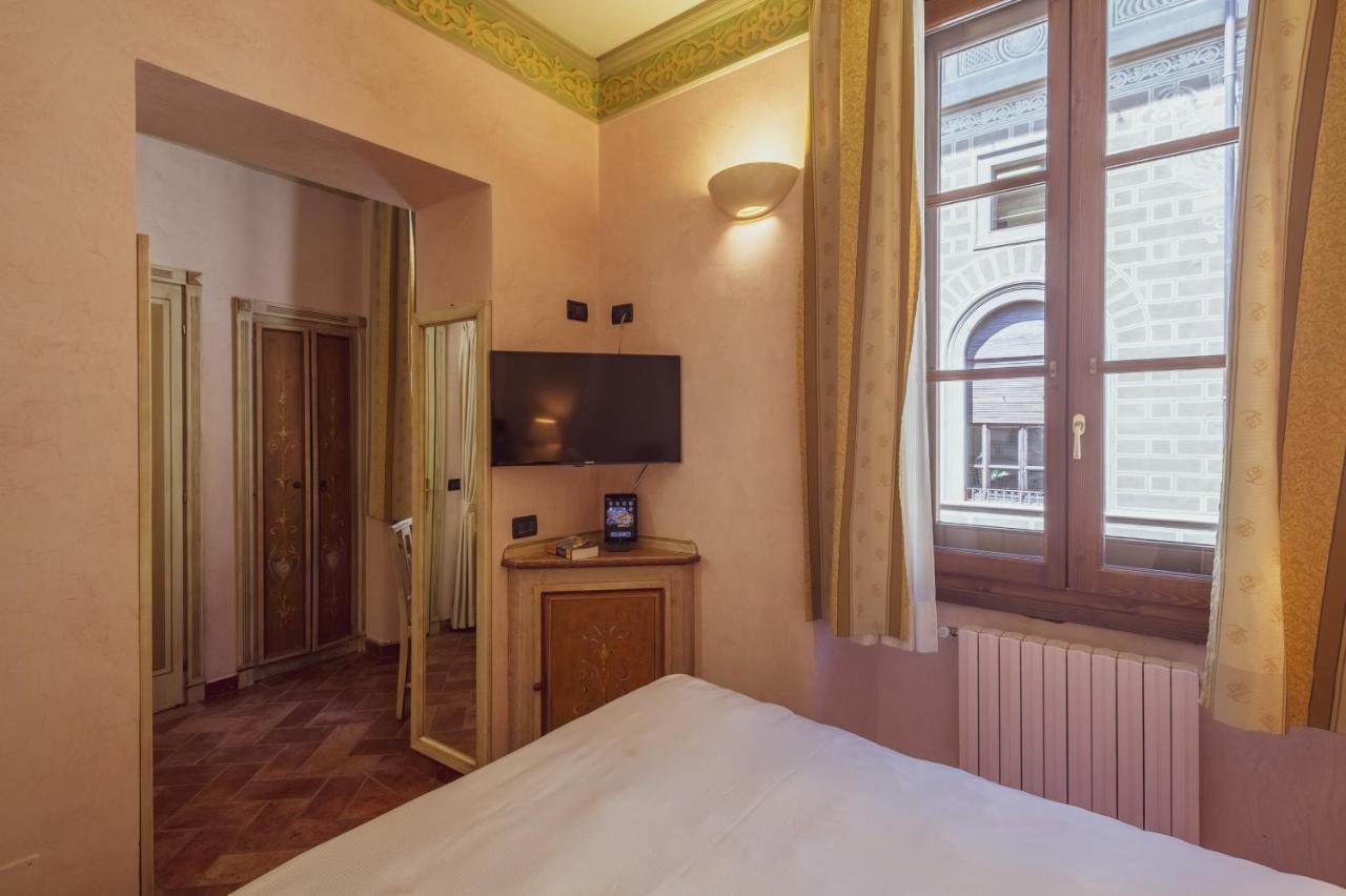 Hotel Davanzati Florence Exterior photo